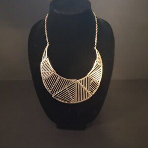 Aldo Gold Tone Linear Geometric Choker Bib Style Statement Necklace